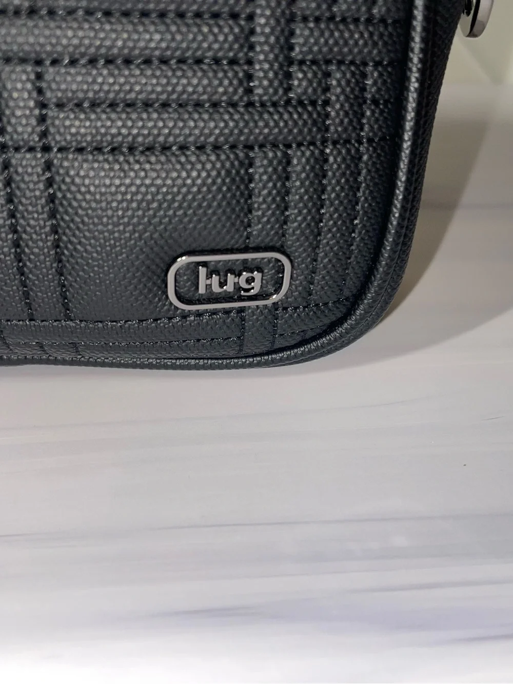 Lug Mingle Matte Luxe VL compact crossbody - black - excellent condition!